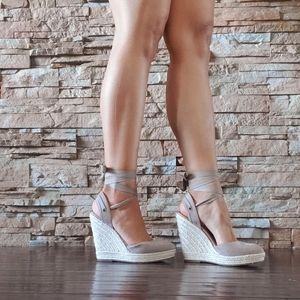 Lace up Wedges!!! ON SALE 🤎💛🤎